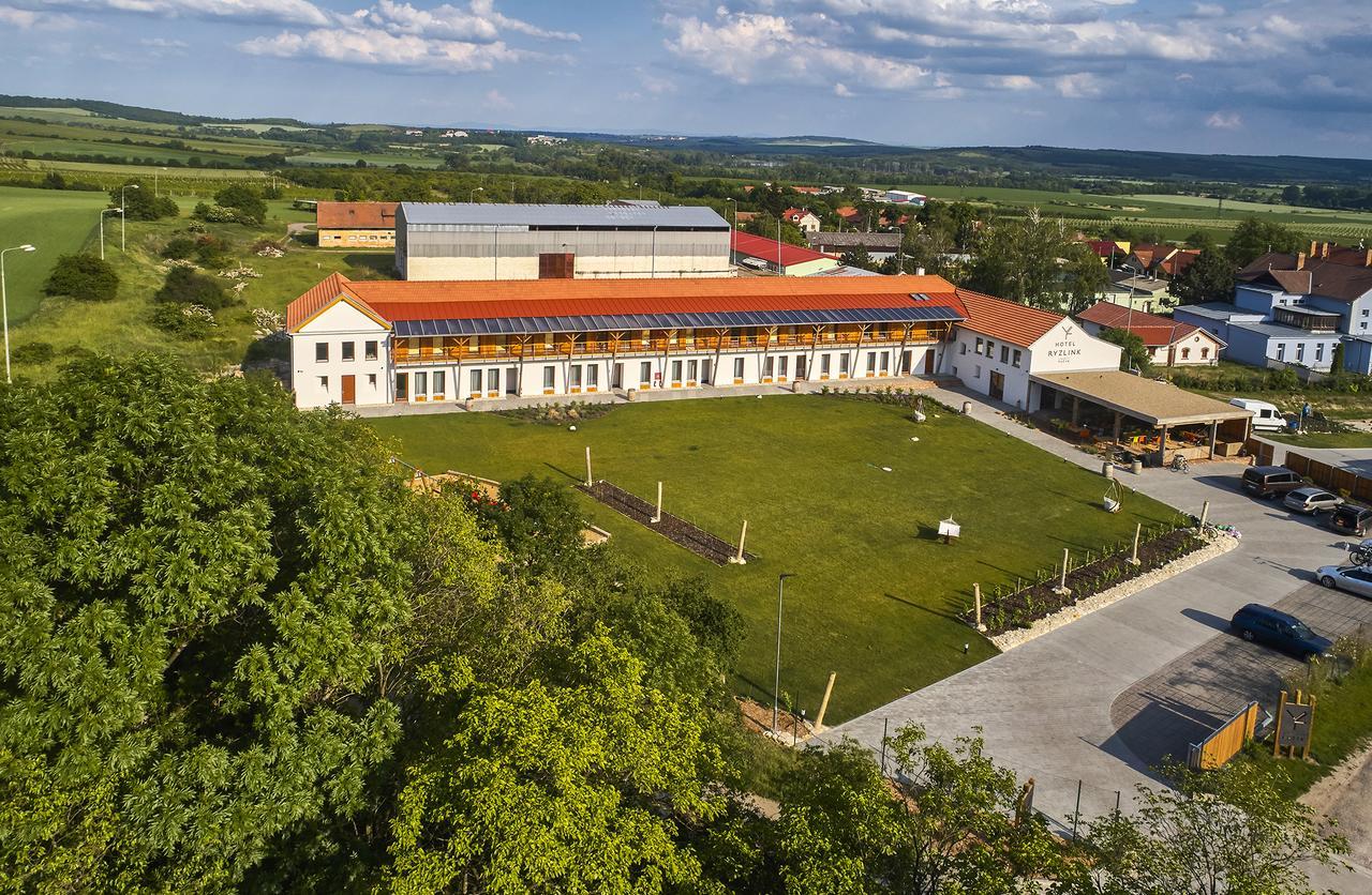 Hotel Ryzlink Mikulov Exterior photo